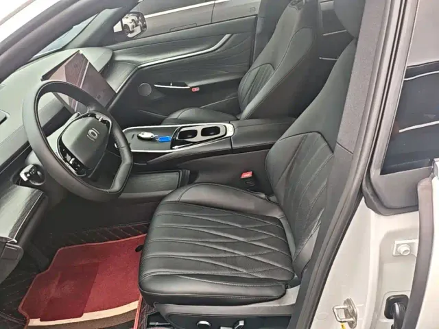 Changan Qiyuan A07 — Фото автомобиля 14