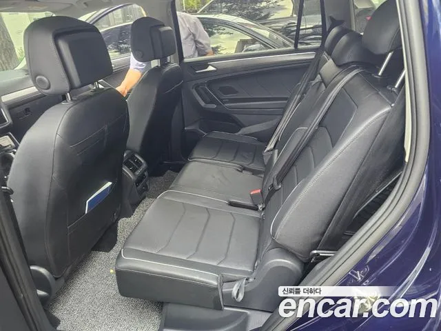 Volkswagen Tiguan — Фото автомобиля 11