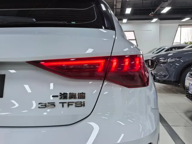 Audi A3 — Фото автомобиля 5