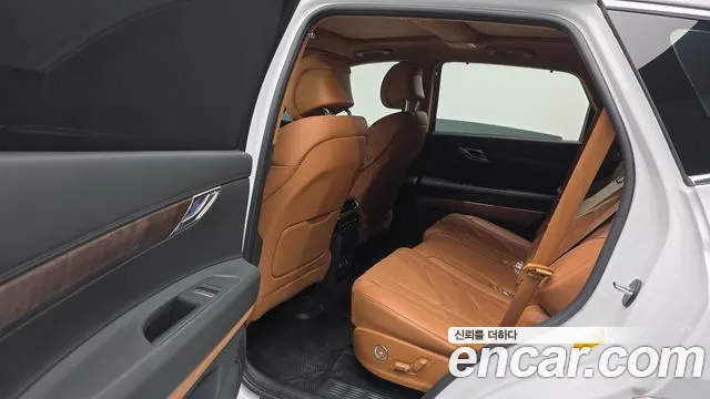 Genesis GV80 — Фото автомобиля 15