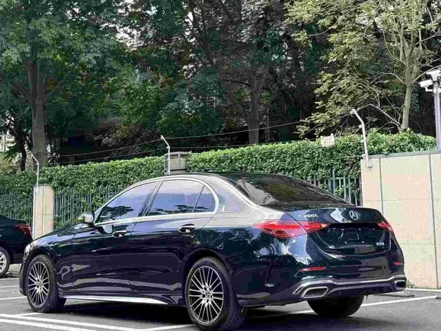 Mercedes-Benz C-Class — Фото автомобиля 3