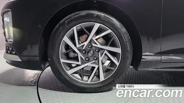 Hyundai Grandeur GN7 — Фото автомобиля 5