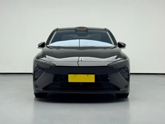 Nio ET7 — Фото автомобиля 2