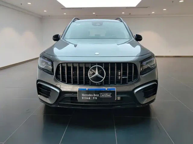 Mercedes-Benz GLB AMG — Фото автомобиля 2