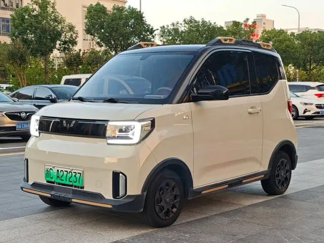 Фотография автомобиля — Wuling Hongguang Mini EV