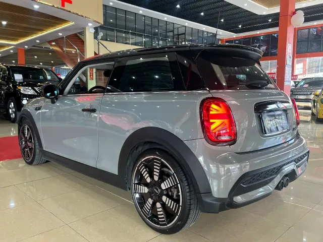 MINI Hatch — Фото автомобиля 6