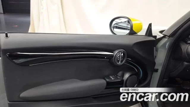 MINI Cooper Cooper Electric — Фото автомобиля 24