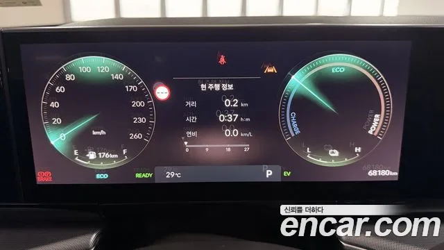 Hyundai Grandeur GN7 — Фото автомобиля 8