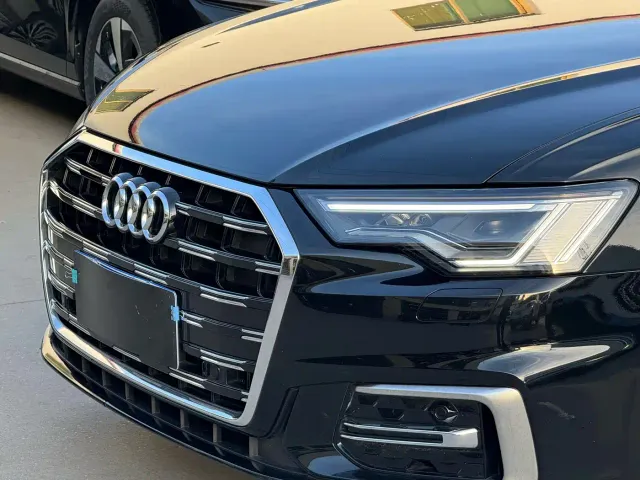 Audi A6L — Фото автомобиля 2