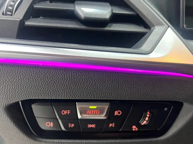 BMW 3 Series — Фото автомобиля 16
