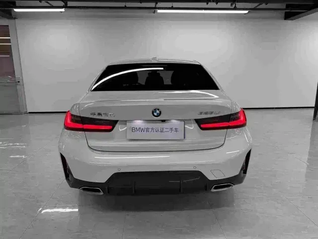 BMW 3 Series — Фото автомобиля 4
