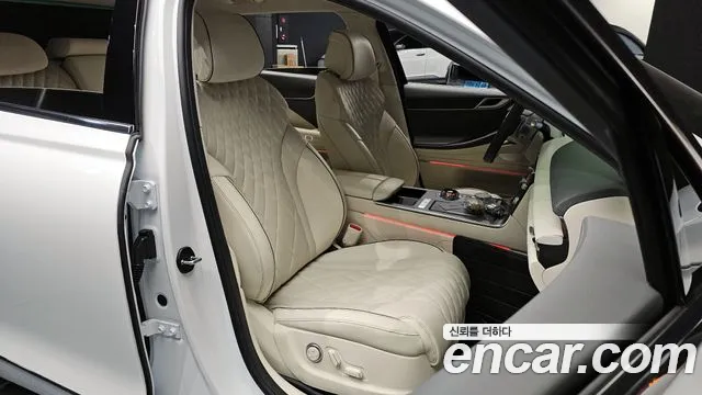 Genesis G80 Electrified G80 (RG3) — Фото автомобиля 10