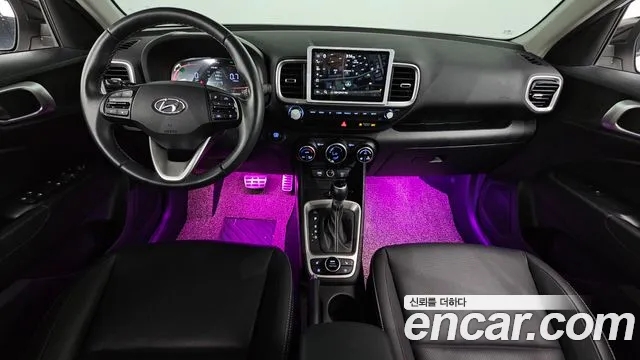 Hyundai Venue — Фото автомобиля 7