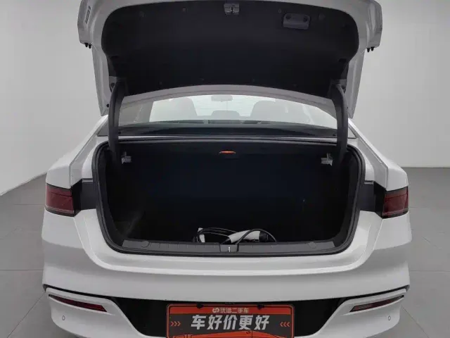 BYD Qin PLUS — Фото автомобиля 16
