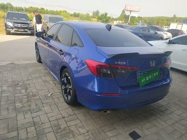 Honda Civic — Фото автомобиля 4