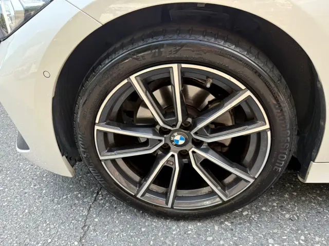 BMW 3 Series — Фото автомобиля 26