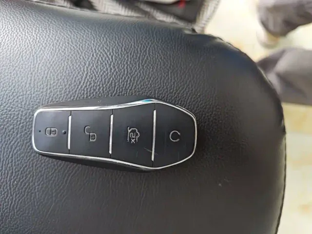 BYD Yuan PLUS — Фото автомобиля 8