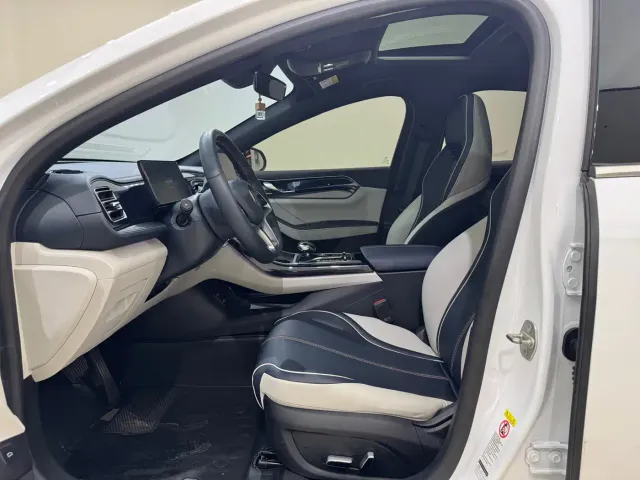 BYD Qin PLUS — Фото автомобиля 7