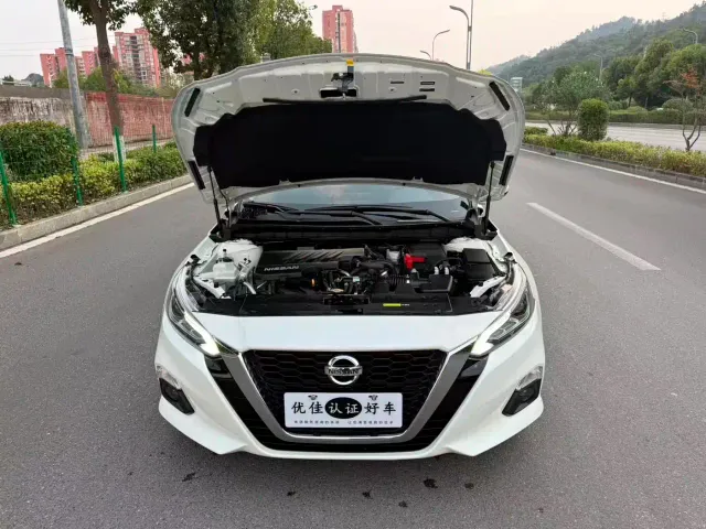 Nissan Teana — Фото автомобиля 8