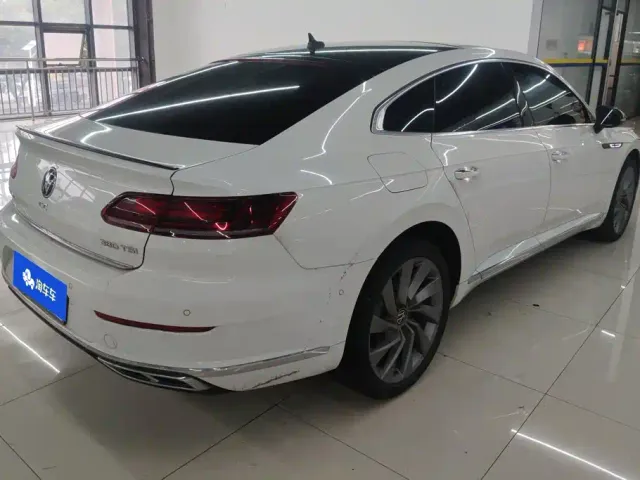 Volkswagen CC — Фото автомобиля 3
