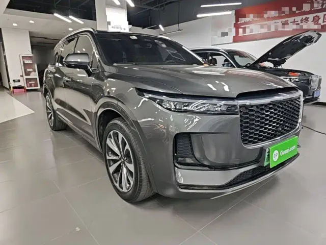 Li Auto ONE — Фото автомобиля 3