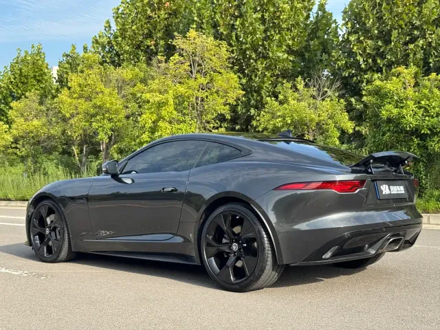 Jaguar F-Type — Фото автомобиля 7