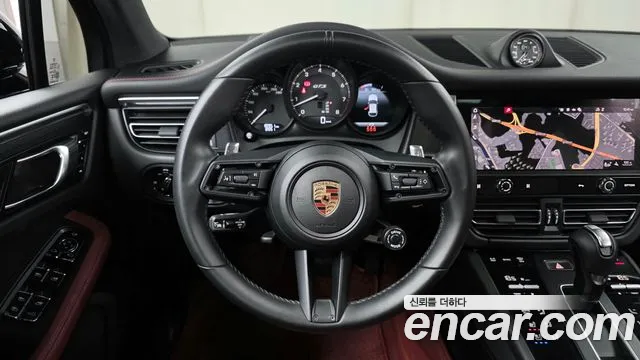 Porsche Macan — Фото автомобиля 13
