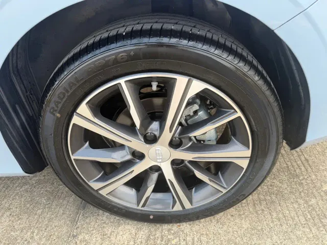 Geely Emgrand — Фото автомобиля 9