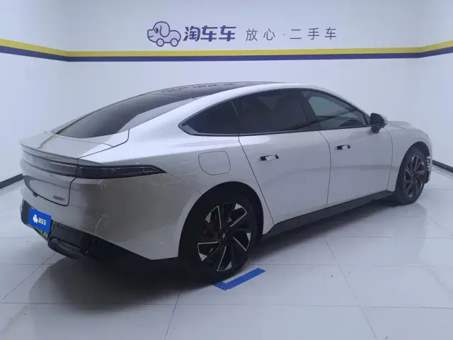 Dongfeng eπ 007 — Фото автомобиля 3