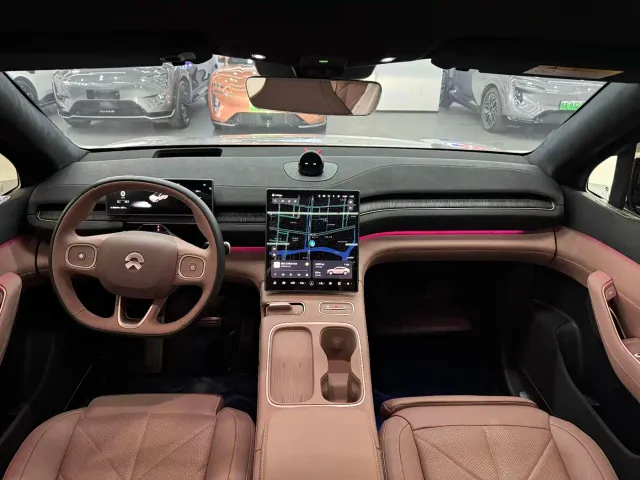 Nio EC6 — Фото автомобиля 14