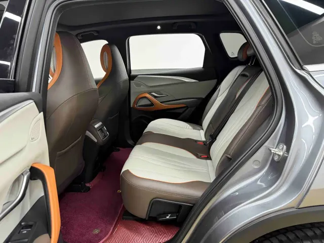 BYD Song Pro — Фото автомобиля 14