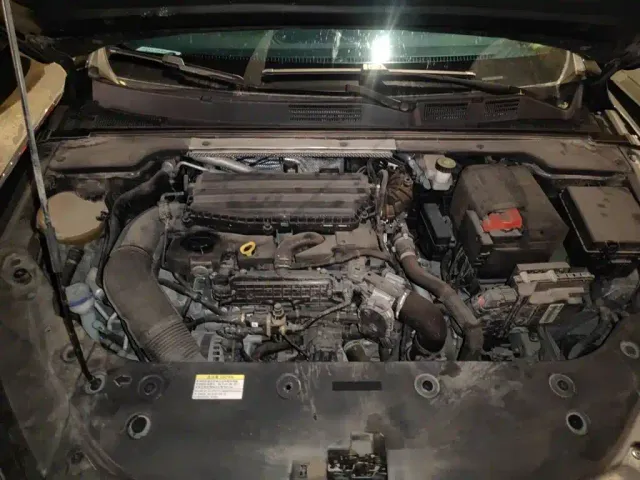 Dongfeng Yixuan MAX — Фото автомобиля 16