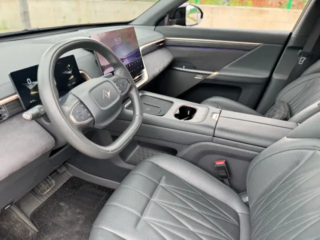 Dongfeng eπ 008 — Фото автомобиля 9