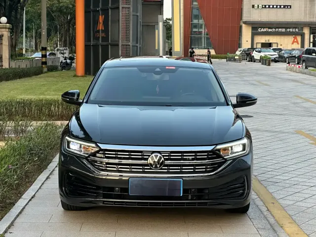 Volkswagen Sagitar — Фото автомобиля 2