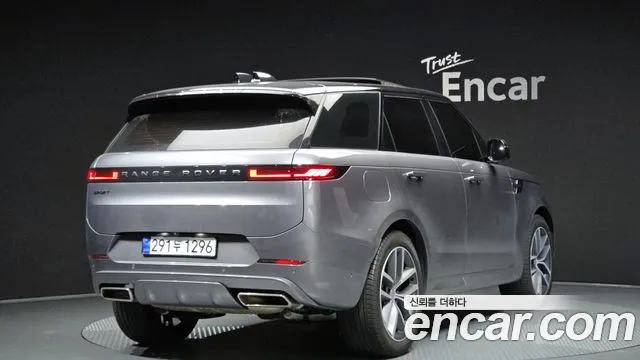 Land Rover Range Rover Sport — Фото автомобиля 2