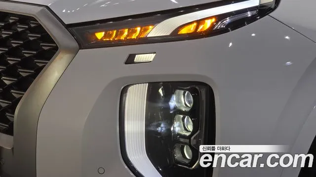 Hyundai Palisade Palisade Бензин 3.8 4WD — Фото автомобиля 21