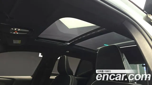 Вольво XC40 — Фото автомобиля 19