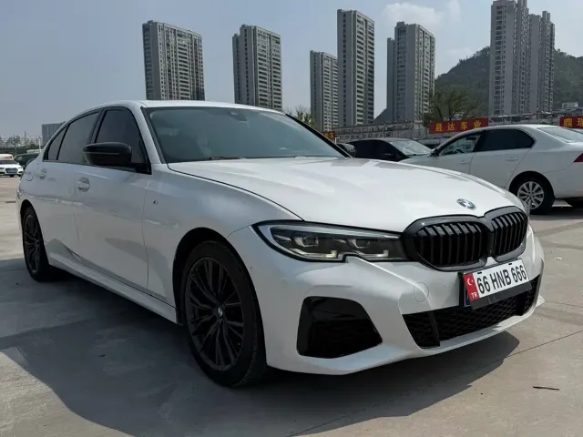 BMW 3 Series — Фото автомобиля 3