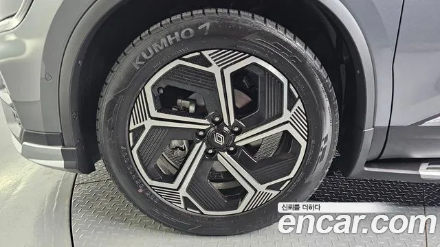 Renault-KoreaSamsung QM6 Новый QM6 2.0 GDe Première 2WD — Фото автомобиля 5