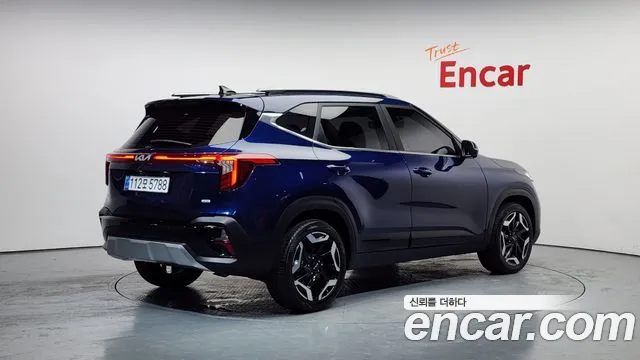 Kia Seltos — Фото автомобиля 2