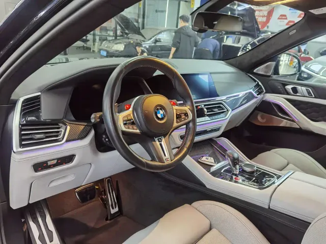 BMW X6 M — Фото автомобиля 13