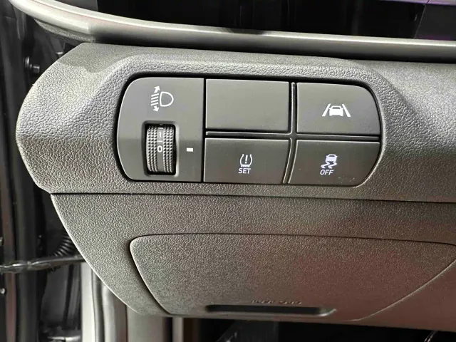 Hyundai Elantra — Фото автомобиля 9