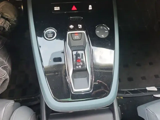 Audi Q5 e-tron — Фото автомобиля 18