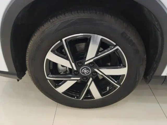 BYD Song Pro — Фото автомобиля 22
