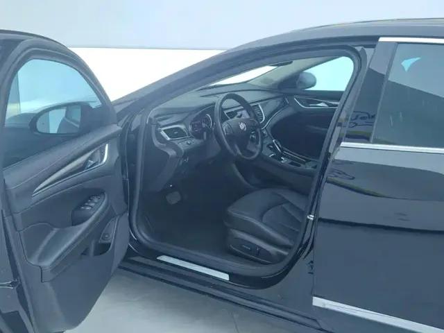Buick LaCrosse — Фото автомобиля 9