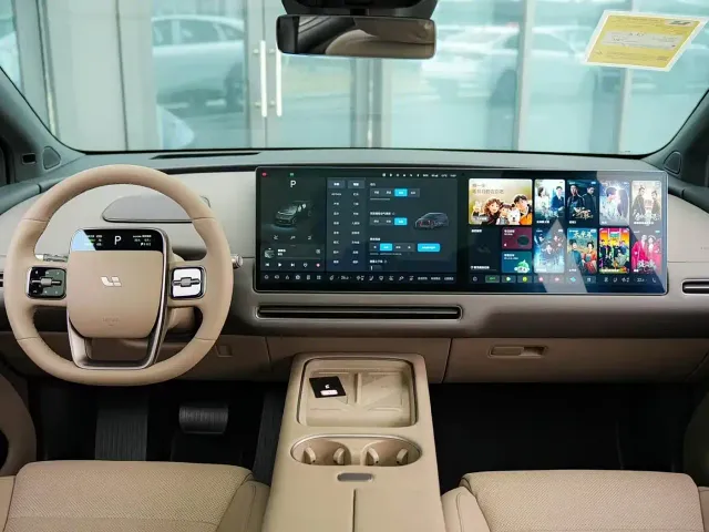 Li Auto i6 — Фото автомобиля 5