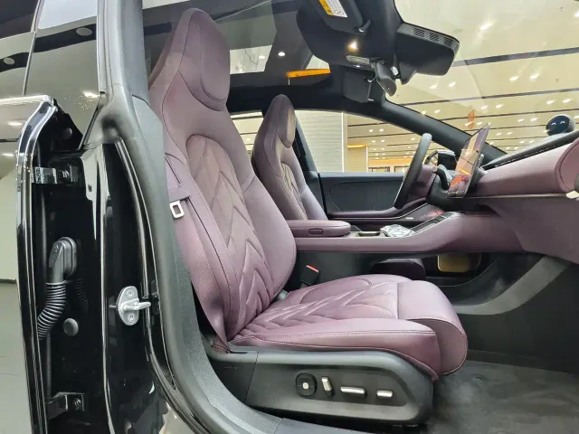 Nio ET5 Touring — Фото автомобиля 11