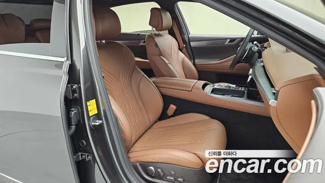 Genesis G80 Бензин 2.5 турбо AWD — Фото автомобиля 11