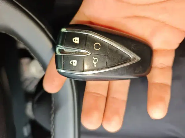 Changan Lamore — Фото автомобиля 11