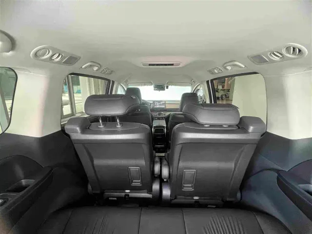 Honda Odyssey — Фото автомобиля 11
